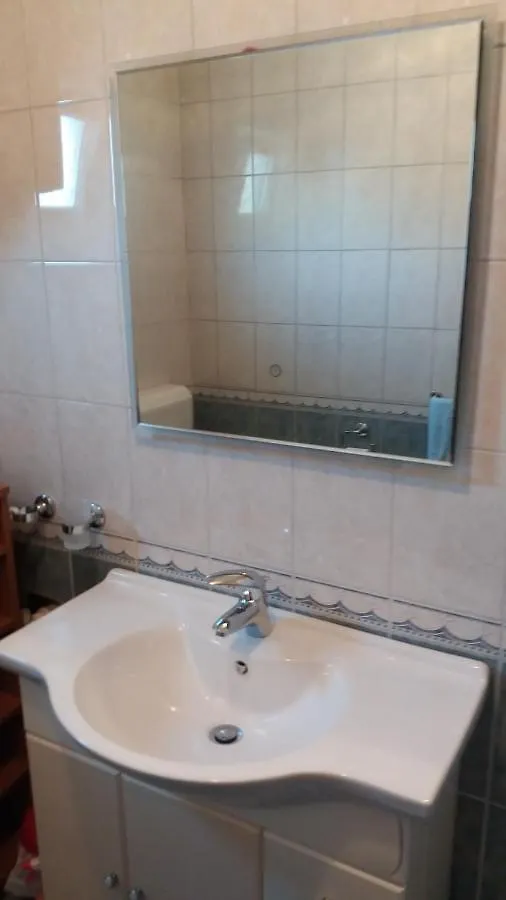 Apartmani Stojan Povljana Konukevi
